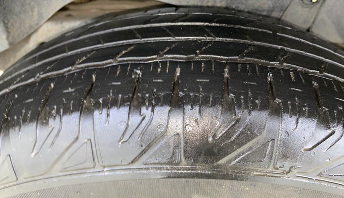 2023 Mahindra BOLERO NEO N 4, Diesel, Manual, 57,131 km, Right Rear Tyre Tread