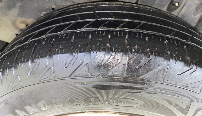 2023 Mahindra BOLERO NEO N 4, Diesel, Manual, 57,131 km, Left Rear Tyre Tread