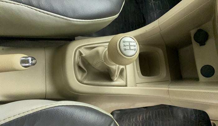 2012 Maruti Swift Dzire VDI, Diesel, Manual, 51,333 km, Gear Lever