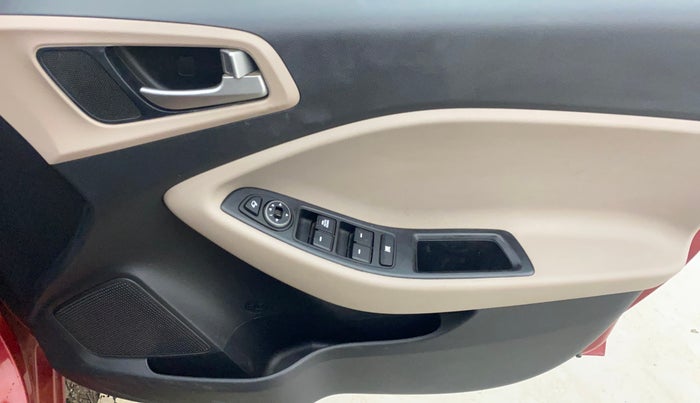 2019 Hyundai Elite i20 SPORTZ PLUS 1.2 DUAL TONE, Petrol, Manual, 72,123 km, Driver Side Door Panels Control