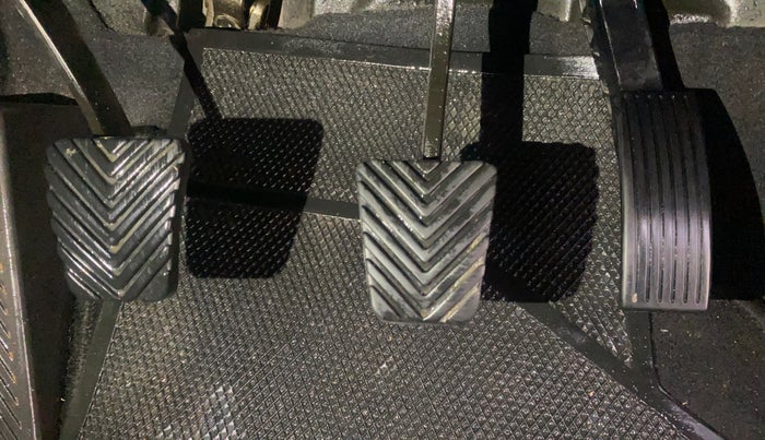 2019 Hyundai Elite i20 SPORTZ PLUS 1.2 DUAL TONE, Petrol, Manual, 72,123 km, Pedals