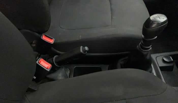 2017 Renault Kwid RXT 0.8, Petrol, Manual, 43,274 km, Gear Lever