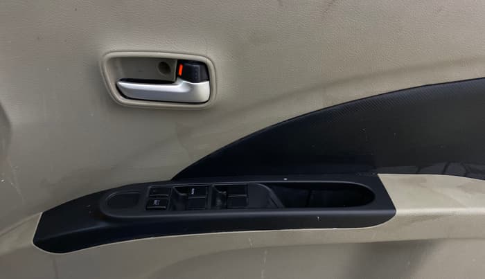 2017 Maruti Celerio VXI, Petrol, Manual, 32,001 km, Driver Side Door Panels Control
