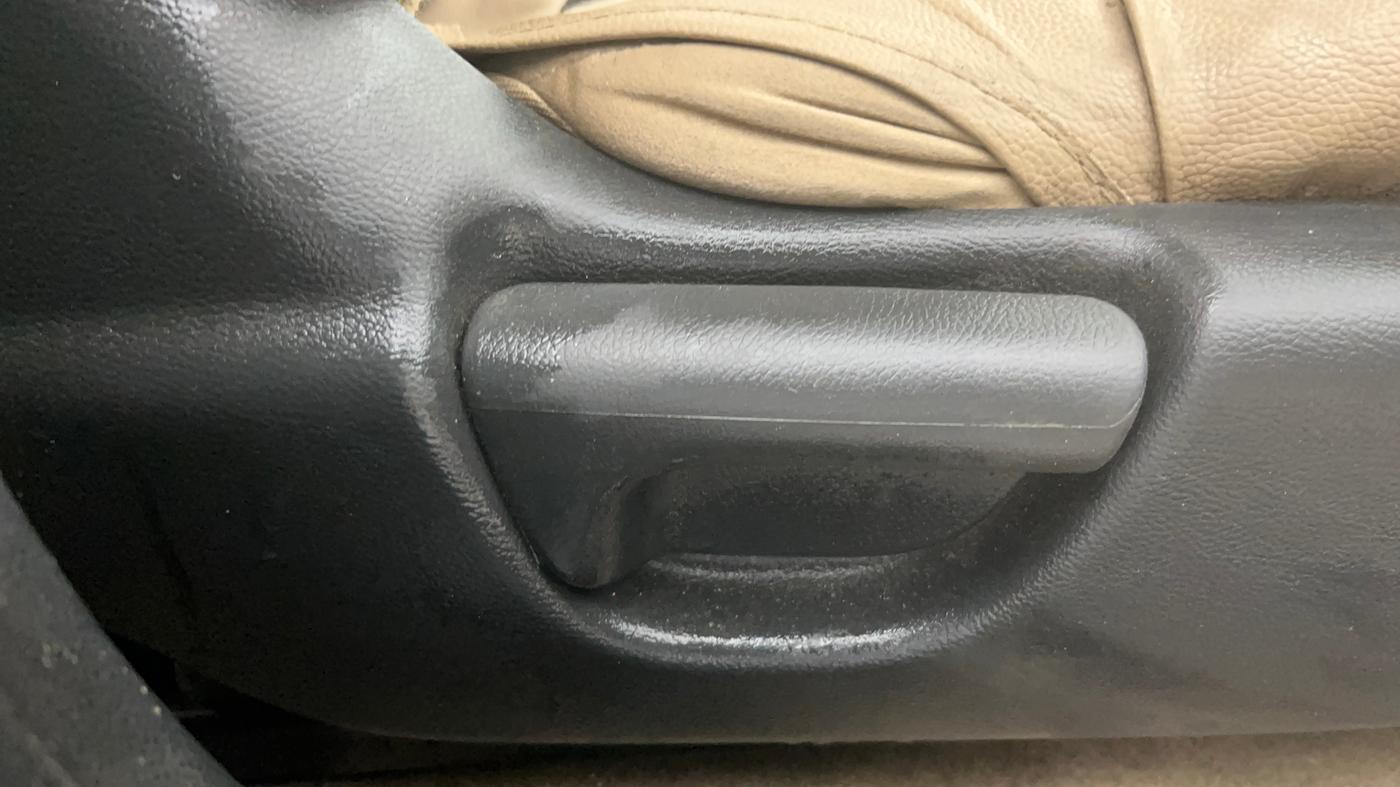 2014 Honda City 1.5L I-VTEC SV, Petrol, Manual, 53,327 km, Driver Side Adjustment Panel