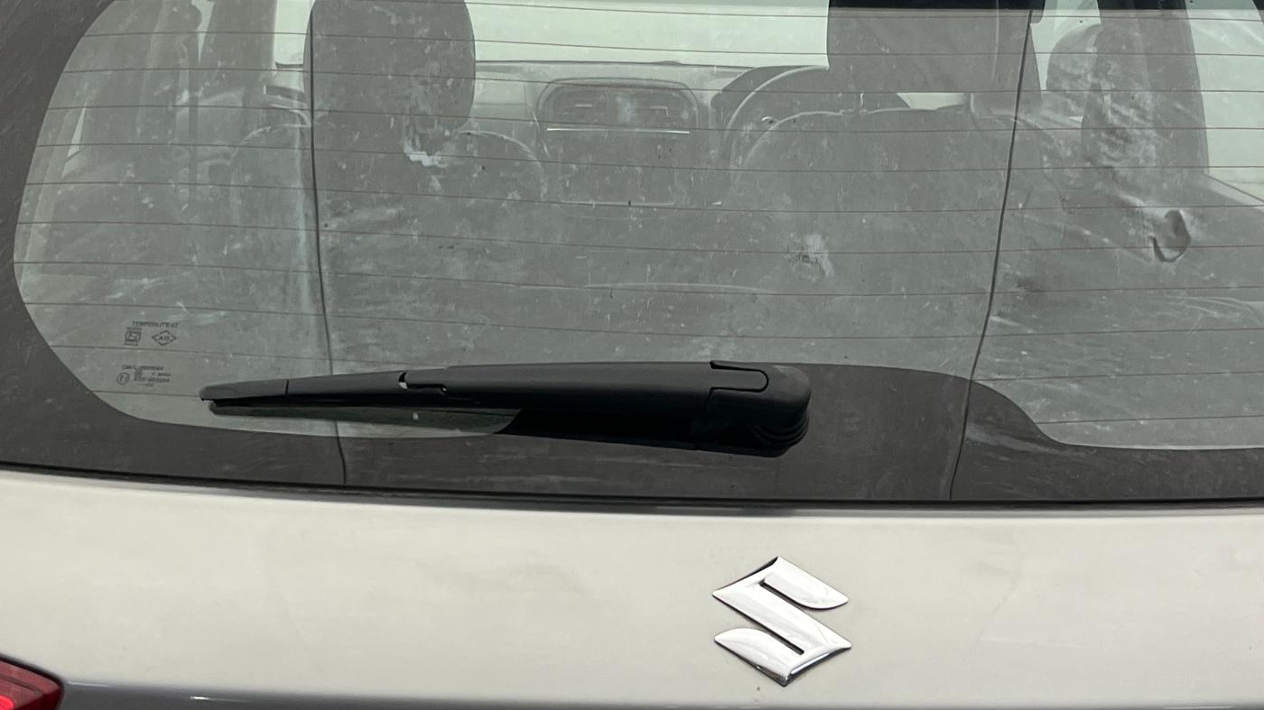 2022 Maruti BREZZA ZXI, Petrol, Manual, 43,949 km, Rear Wiper