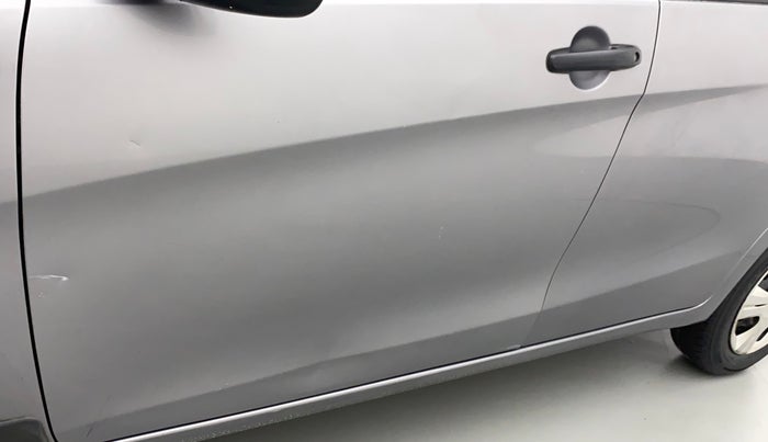 2016 Maruti Celerio VXI, Petrol, Manual, 50,674 km, Front passenger door - Minor scratches