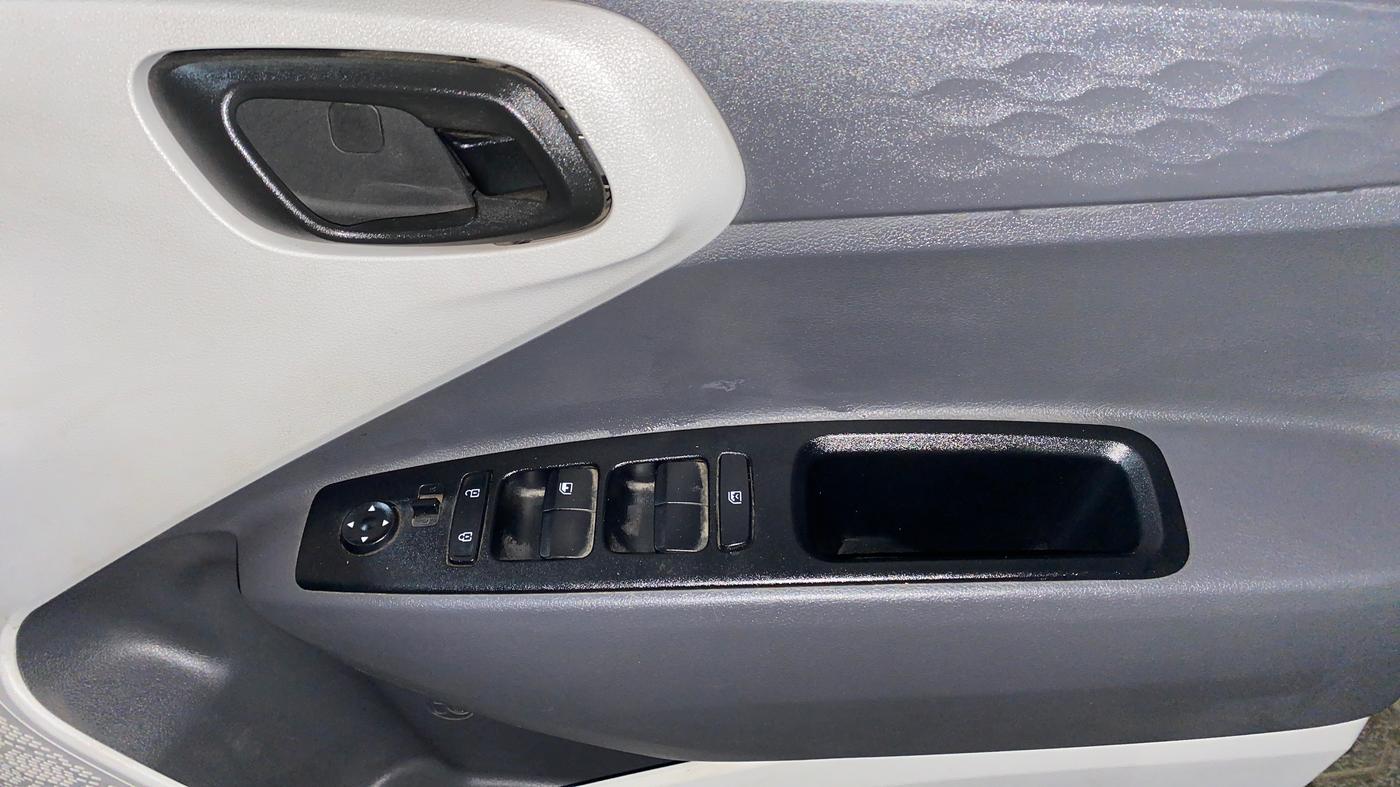 2021 Hyundai GRAND I10 NIOS MAGNA 1.2 KAPPA VTVT, Petrol, Manual, 10,176 km, Driver Side Door Panels Control
