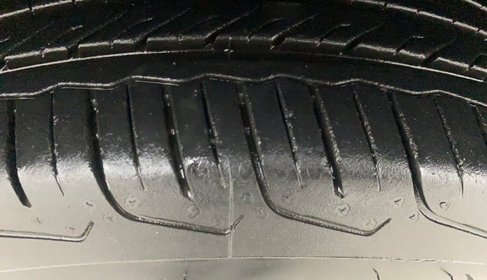 2024 Maruti FRONX DELTA PLUS 1.2L AGS, Petrol, Automatic, 8,453 km, Left Front Tyre Tread