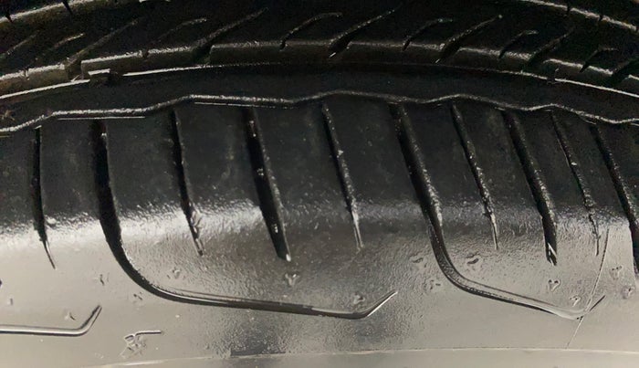 2024 Maruti FRONX DELTA PLUS 1.2L AGS, Petrol, Automatic, 8,453 km, Right Front Tyre Tread