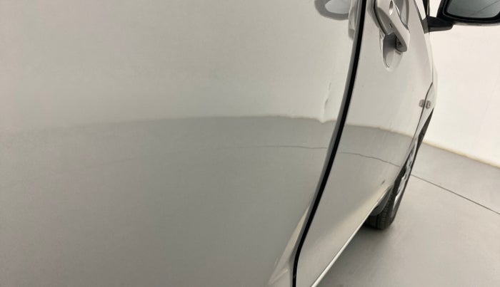 2016 Honda Brio S MT, Petrol, Manual, 54,659 km, Right rear door - Slightly dented