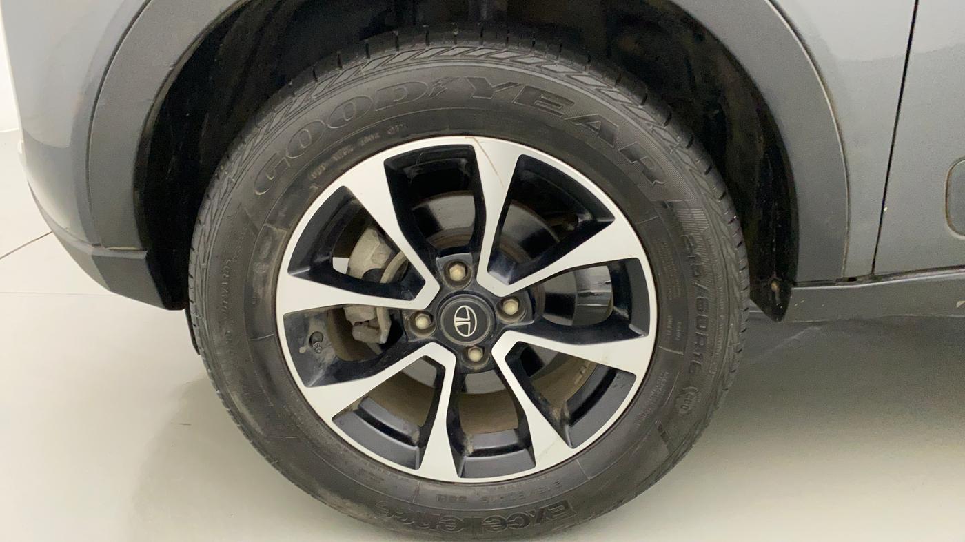 2021 Tata NEXON XZA PLUS (O) PETROL, Petrol, Automatic, 9,763 km, Left Front Wheel