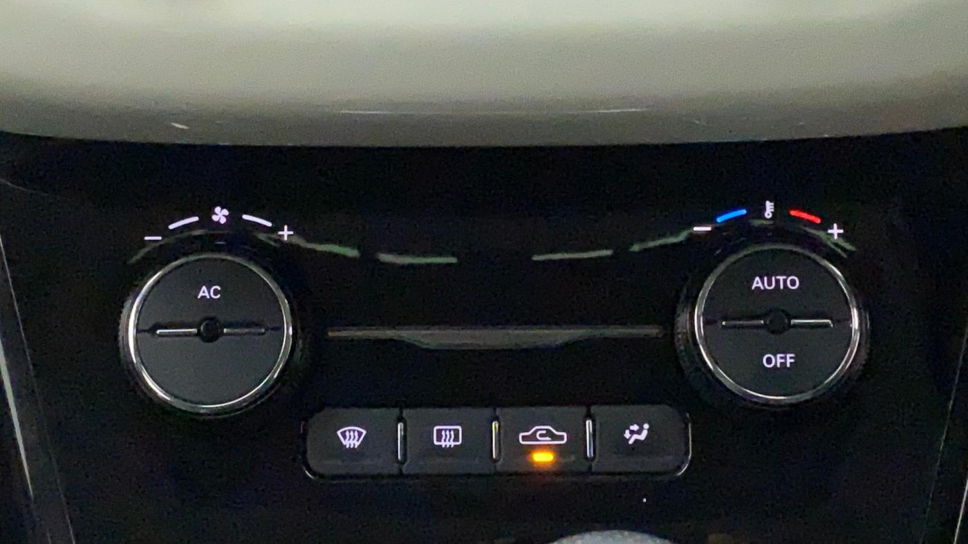 2021 Tata NEXON XZA PLUS (O) PETROL, Petrol, Automatic, 9,763 km, Automatic Climate Control