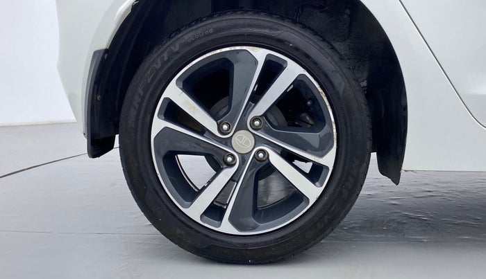 2020 Tata ALTROZ XZ 1.2, Petrol, Manual, 16,338 km, Right Rear Wheel