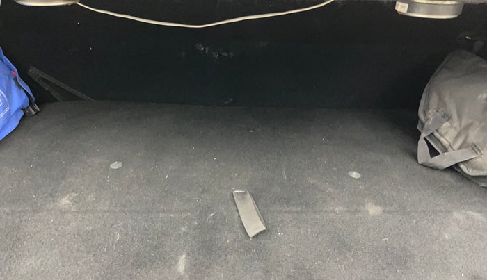 2023 Tata ALTROZ XM PLUS SUNROOF CNG, CNG, Manual, 33,529 km, Boot Inside