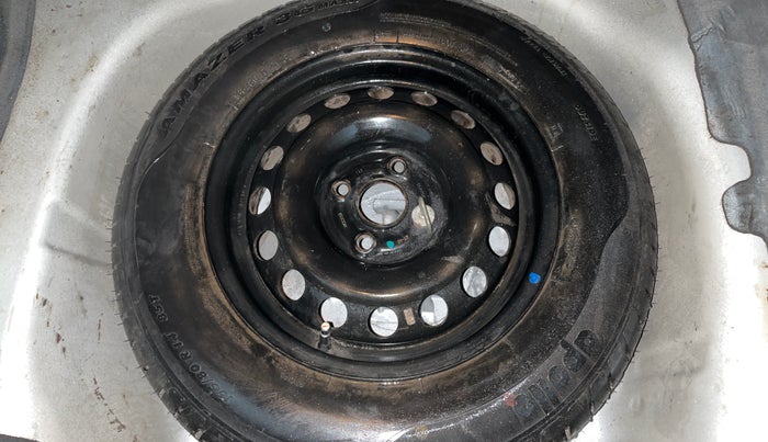 2015 Maruti Swift Dzire VXI, Petrol, Manual, 57,812 km, Spare Tyre