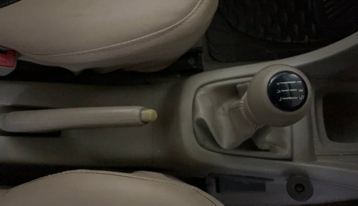 2015 Maruti Swift Dzire VXI, Petrol, Manual, 57,812 km, Gear Lever