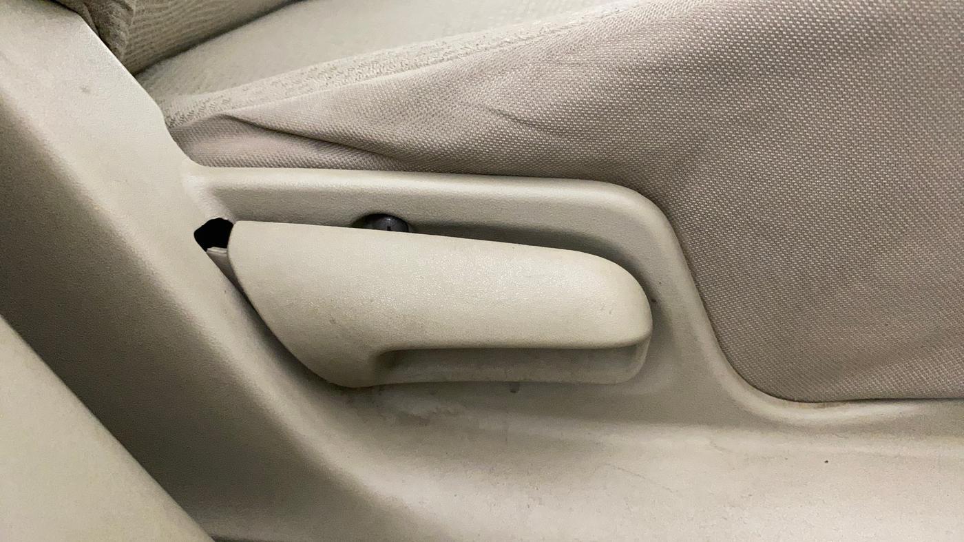 2014 Maruti Swift Dzire VXI, Petrol, Manual, 46,549 km, Driver Side Adjustment Panel