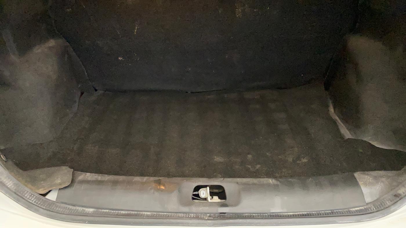 2014 Maruti Swift Dzire VXI, Petrol, Manual, 46,549 km, Boot Inside