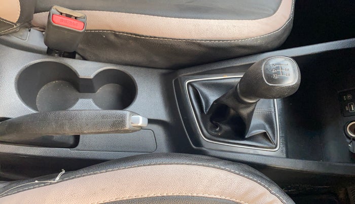 2017 Hyundai Elite i20 SPORTZ 1.2, Petrol, Manual, 63,888 km, Gear Lever