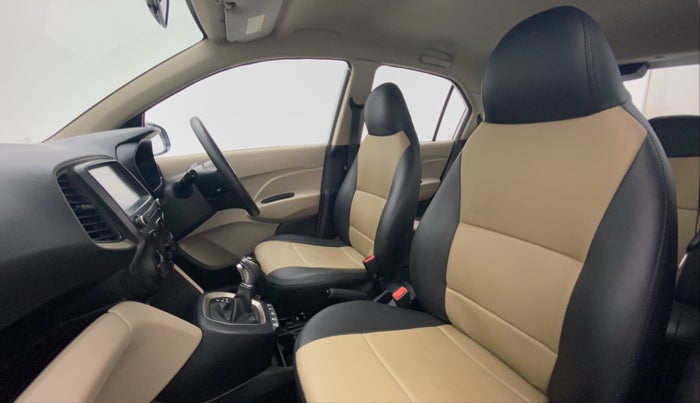 2018 Hyundai NEW SANTRO SPORTZ AMT, Petrol, Automatic, 24,127 km, Right Side Front Door Cabin