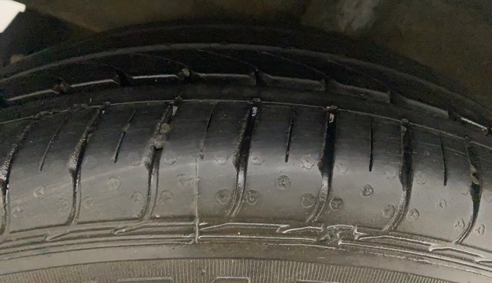 2018 Hyundai NEW SANTRO SPORTZ AMT, Petrol, Automatic, 24,127 km, Right Rear Tyre Tread