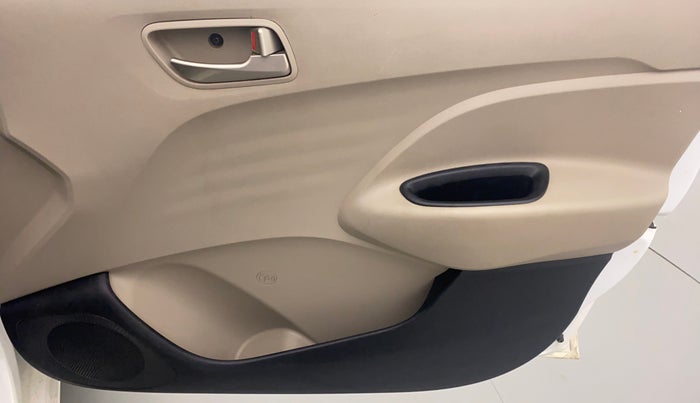 2018 Hyundai NEW SANTRO SPORTZ AMT, Petrol, Automatic, 24,127 km, Driver Side Door Panels Control