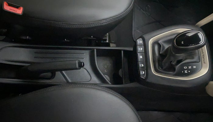 2018 Hyundai NEW SANTRO SPORTZ AMT, Petrol, Automatic, 24,127 km, Gear Lever