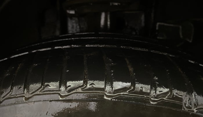 2020 Tata TIGOR XZ PLUS PETROL, Petrol, Manual, 43,091 km, Right Front Tyre Tread