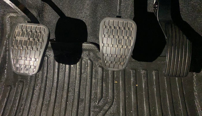 2023 Tata NEXON FEARLESS + S P MT, Petrol, Manual, 21,169 km, Pedals