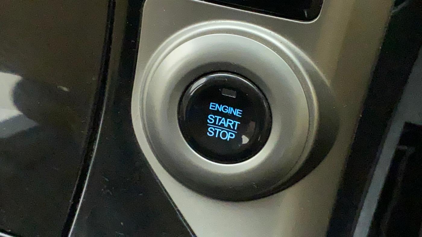 2019 Mahindra XUV500 W11(O), Diesel, Manual, 19,327 km, Keyless Start/ Stop Button