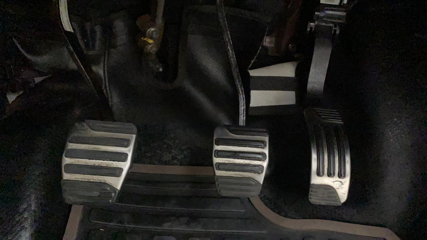 2019 Mahindra XUV500 W11(O), Diesel, Manual, 19,327 km, Pedals