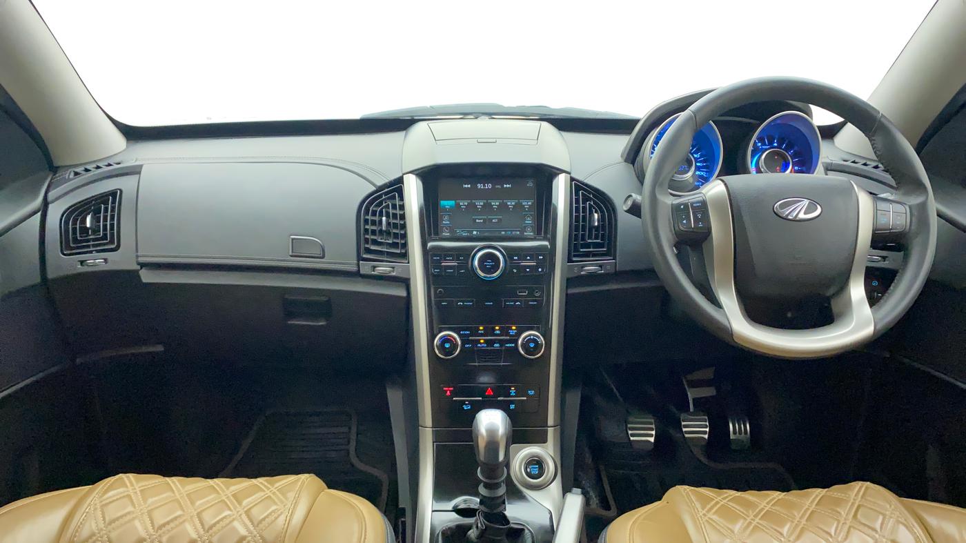 2019 Mahindra XUV500 W11(O), Diesel, Manual, 19,327 km, Dashboard