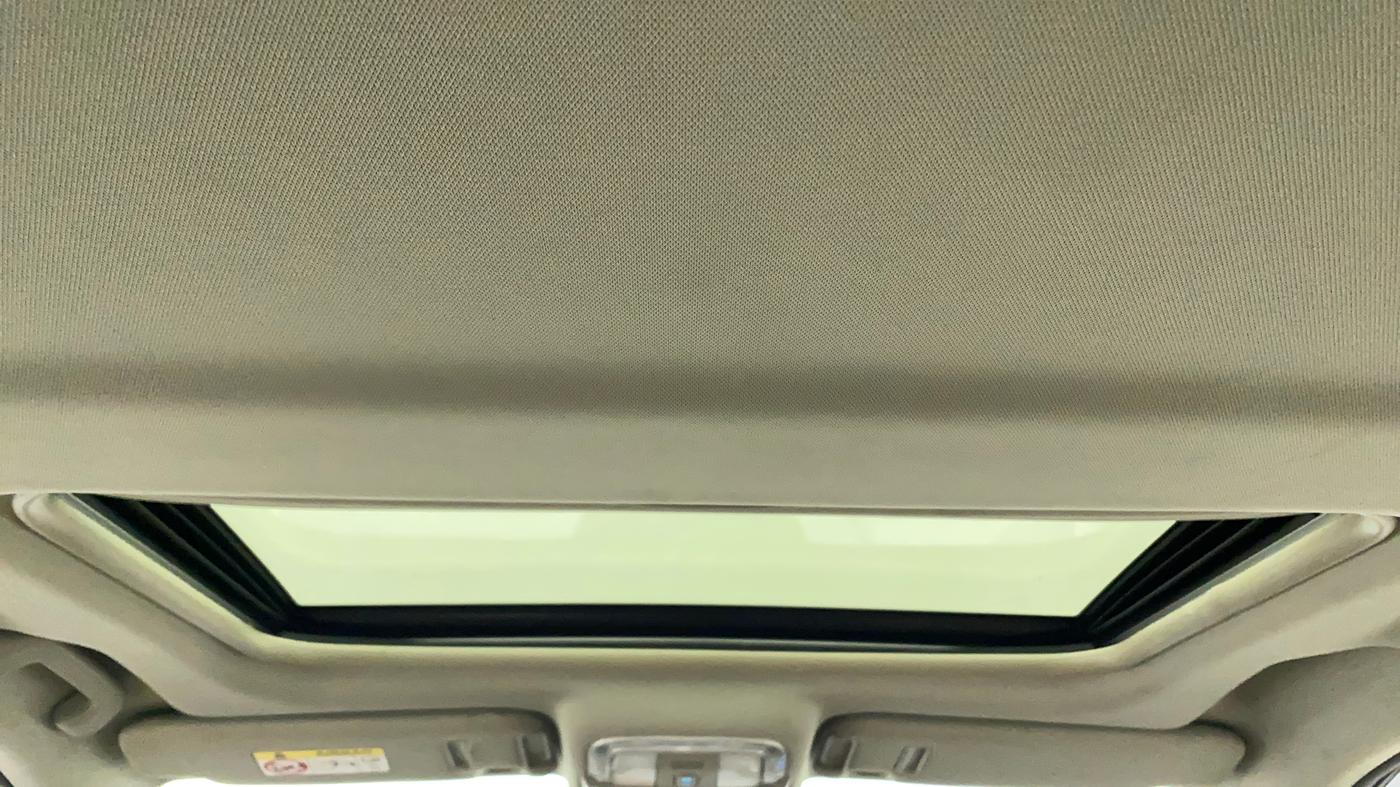2019 Mahindra XUV500 W11(O), Diesel, Manual, 19,327 km, Moonroof/ Sunroof