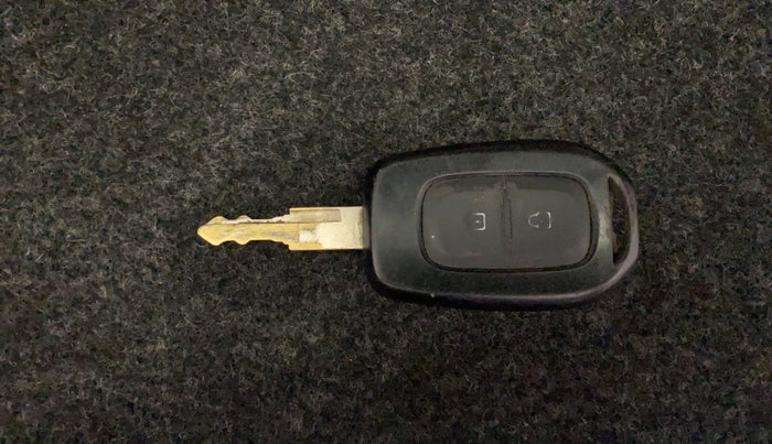 2017 Renault Kwid RXT 1.0, Petrol, Manual, 78,833 km, Key Close Up