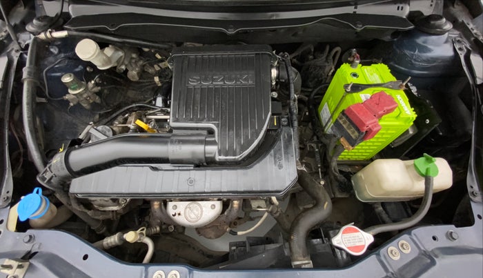2013 Maruti Swift VXI, Petrol, Manual, 88,376 km, Open Bonet