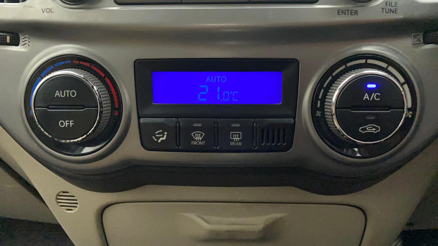2014 Hyundai i20 SPORTZ 1.2, Petrol, Manual, 34,172 km, Automatic Climate Control