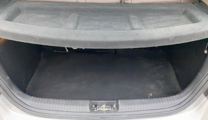 2014 Hyundai i20 SPORTZ 1.2, Petrol, Manual, 34,172 km, Boot Inside