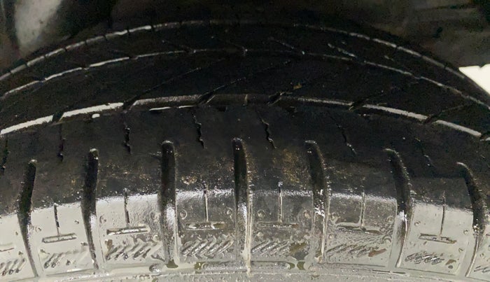 2014 Hyundai i20 SPORTZ 1.2, Petrol, Manual, 34,172 km, Left Rear Tyre Tread