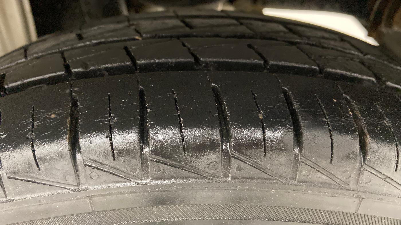 2020 Maruti Alto VXI, Petrol, Manual, 17,215 km, Left Rear Tyre Tread