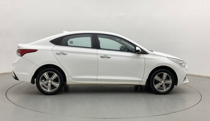 2018 Hyundai Verna 1.6 VTVT SX O, Petrol, Manual, 37,629 km, Right Side View