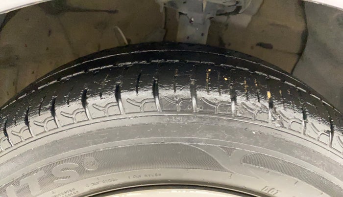 2019 Hyundai NEW SANTRO SPORTZ CNG, CNG, Manual, 61,502 km, Right Front Tyre Tread
