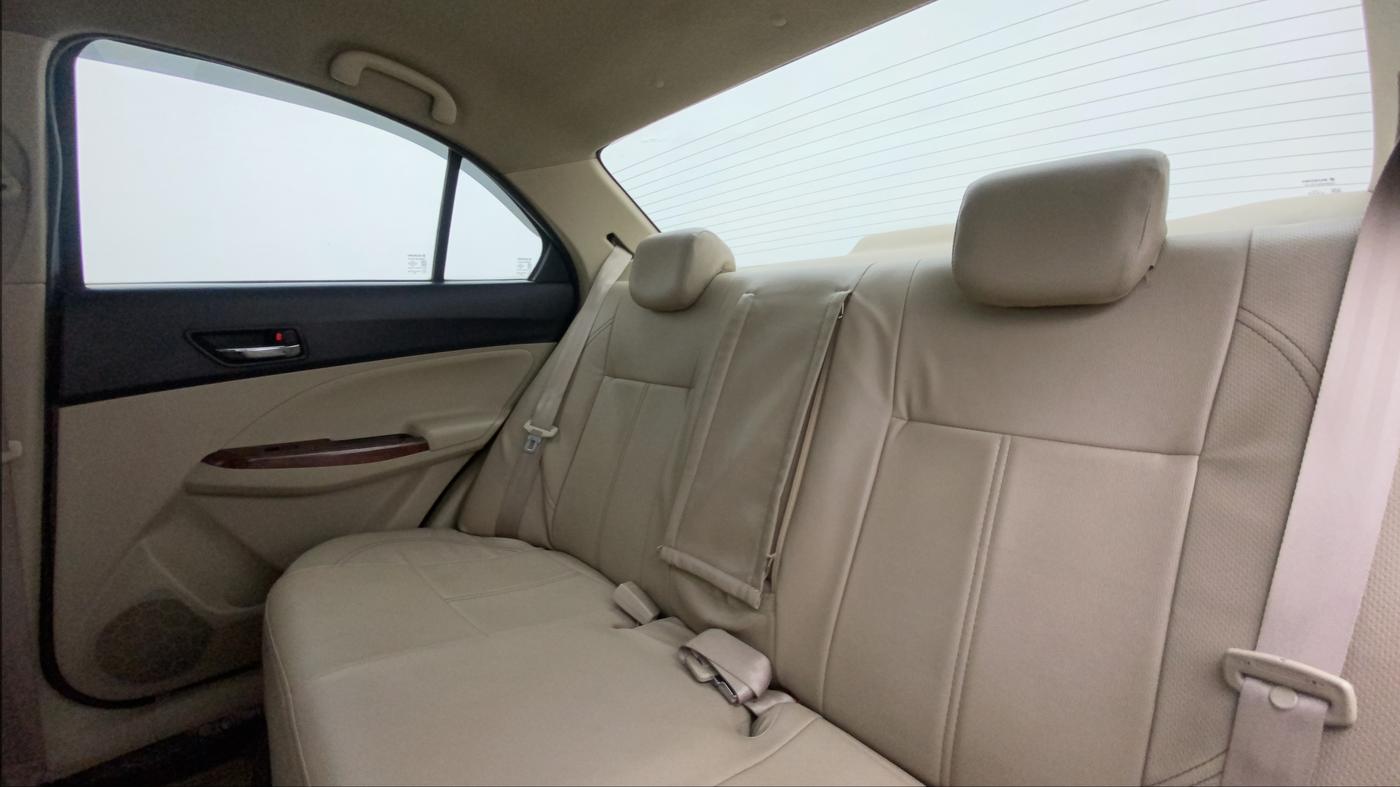 2017 Maruti Dzire ZDI PLUS, Diesel, Manual, 1,21,318 km, Right Side Rear Door Cabin