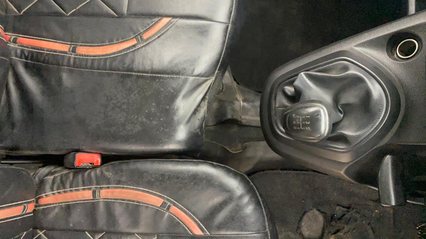 2018 Datsun Go T, Petrol, Manual, 15,519 km, Gear Lever