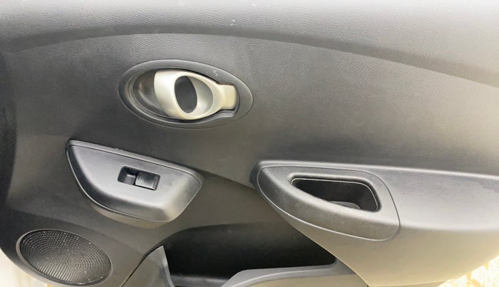 2018 Datsun Go T, Petrol, Manual, 15,519 km, Driver Side Door Panels Control