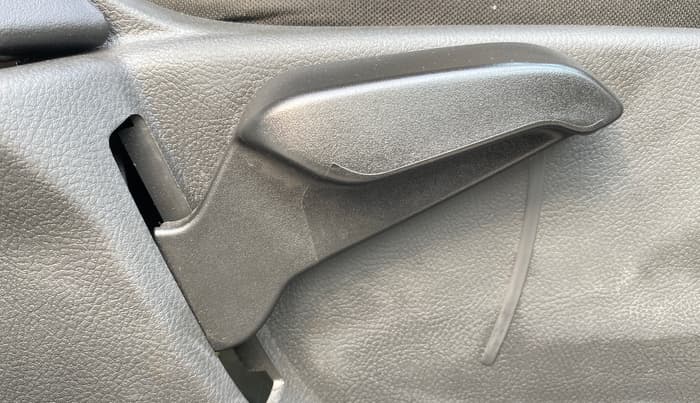 2018 Ford FREESTYLE TITANIUM PLUS 1.2 PETROL, Petrol, Manual, 63,420 km, Driver Side Adjustment Panel