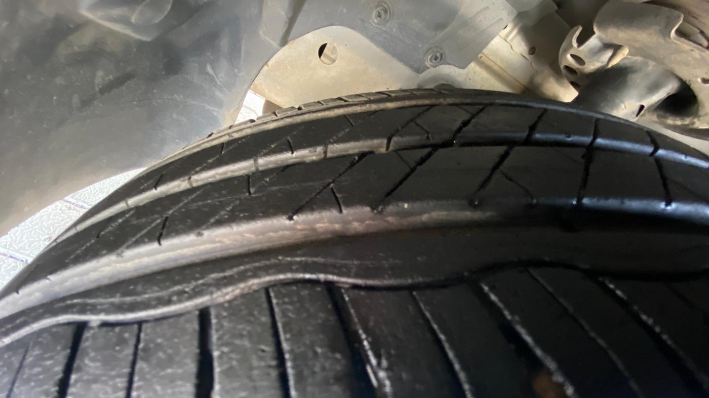 2018 Ford FREESTYLE TITANIUM PLUS 1.2 PETROL, Petrol, Manual, 63,441 km, Left Front Tyre Tread