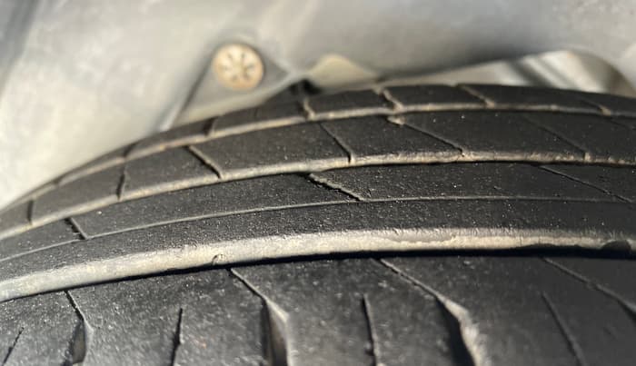 2018 Ford FREESTYLE TITANIUM PLUS 1.2 PETROL, Petrol, Manual, 63,420 km, Left Rear Tyre Tread