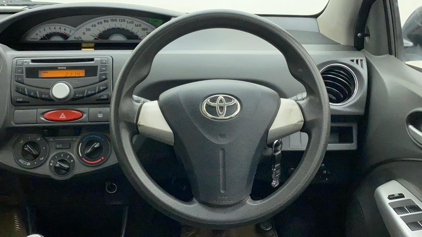 2012 Toyota Etios Liva V, Petrol, Manual, 37,605 km, Steering Wheel Close Up