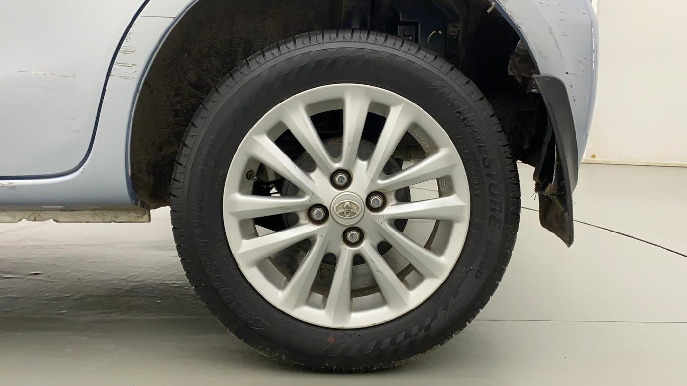 2012 Toyota Etios Liva V, Petrol, Manual, 37,605 km, Left Rear Wheel
