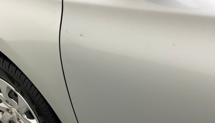 2016 Hyundai Elite i20 SPORTZ 1.2, Petrol, Manual, 72,410 km, Front passenger door - Slightly dented